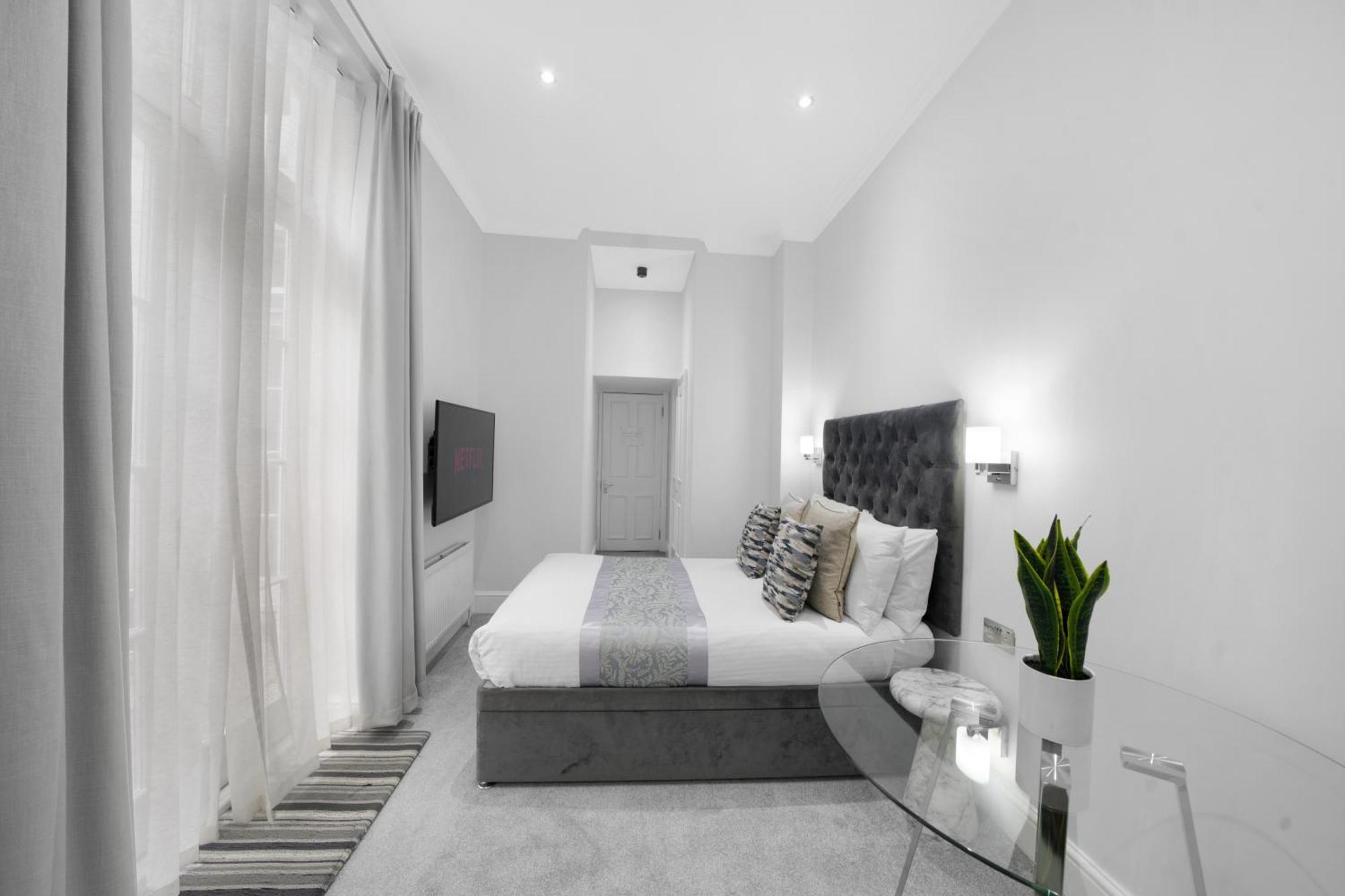 Oxford Street Homestay London Exterior photo